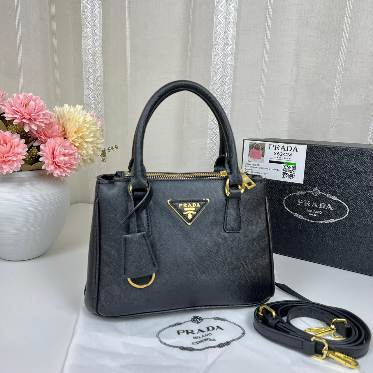 PRADA
22..cm